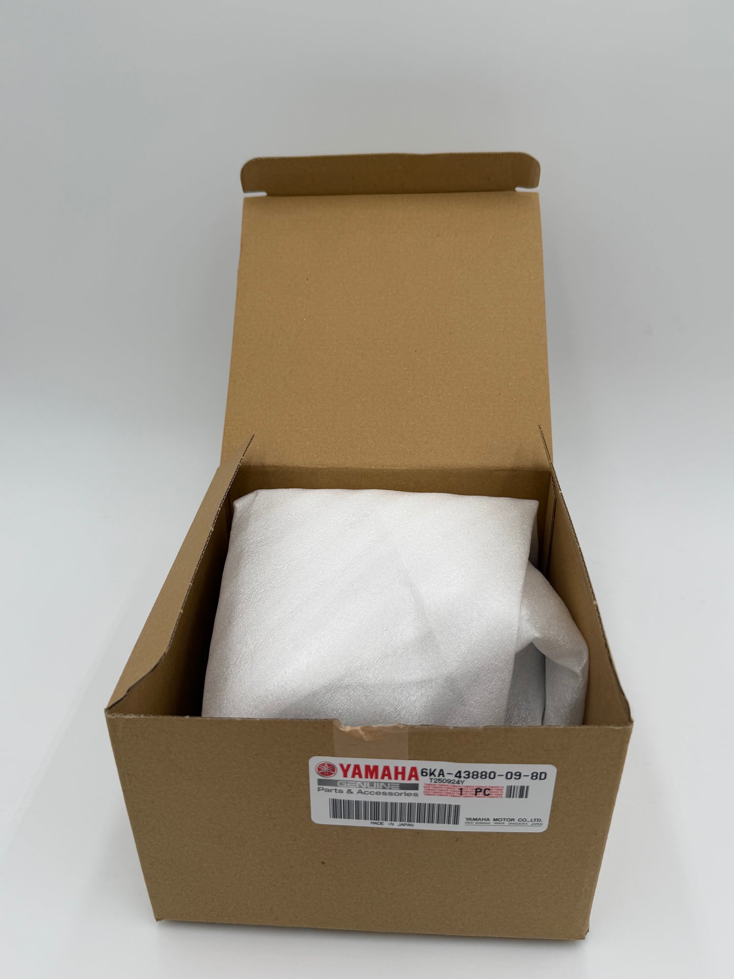 NEW YAMAHA OEM Power Trim & Tilt Motor Assembly - W. Base O-RING - 6KA-43880-09-8D - 1 Yr. Warranty